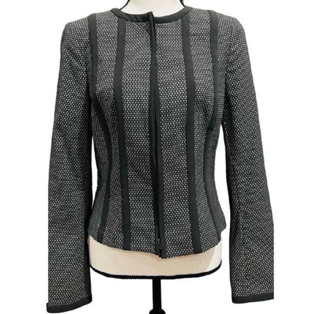 WORTH New York designer Gray Full Zip collarless blazer jacket size 6